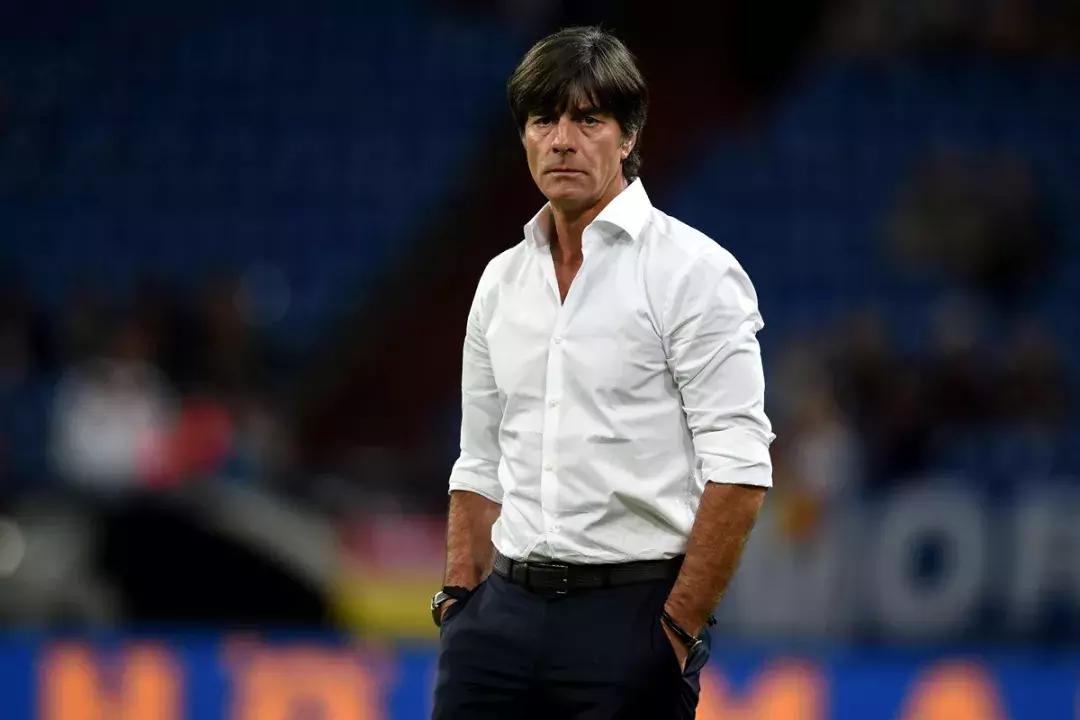 德国球员为什么戴面具,为什么德国球员戴面罩