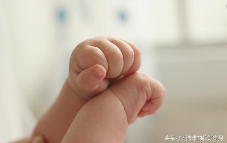 婴儿补充钙铁锌dha的最佳时间,宝宝到底需不需要补充dha和钙