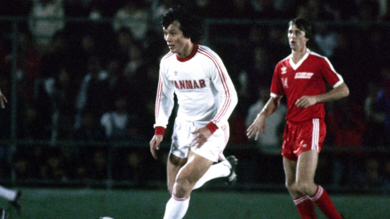 日本鸟笼战术真实视频,日本队进攻阵型