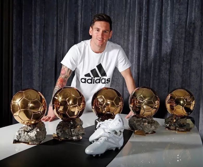 2019年的梅西与c罗,梅西35岁vsc罗35岁图片