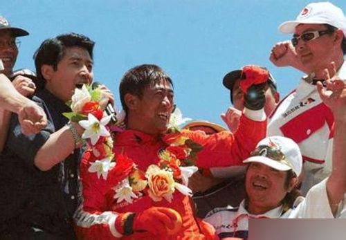 黄家驹张雨生年轻照,张雨生和黄家驹哪个可惜