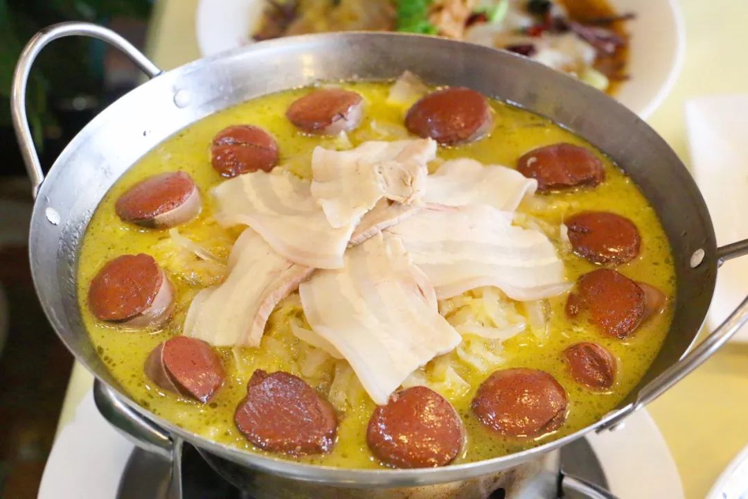 这家开了87年的老店酱汁才是灵魂,这家开了二十多年的猪蹄老店