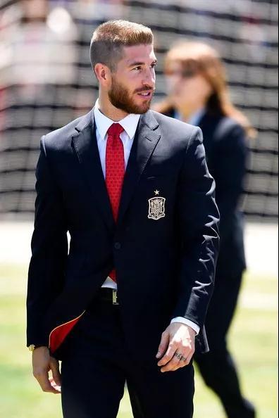 世界杯上那些神仙颜值球迷,世界杯帅男合集