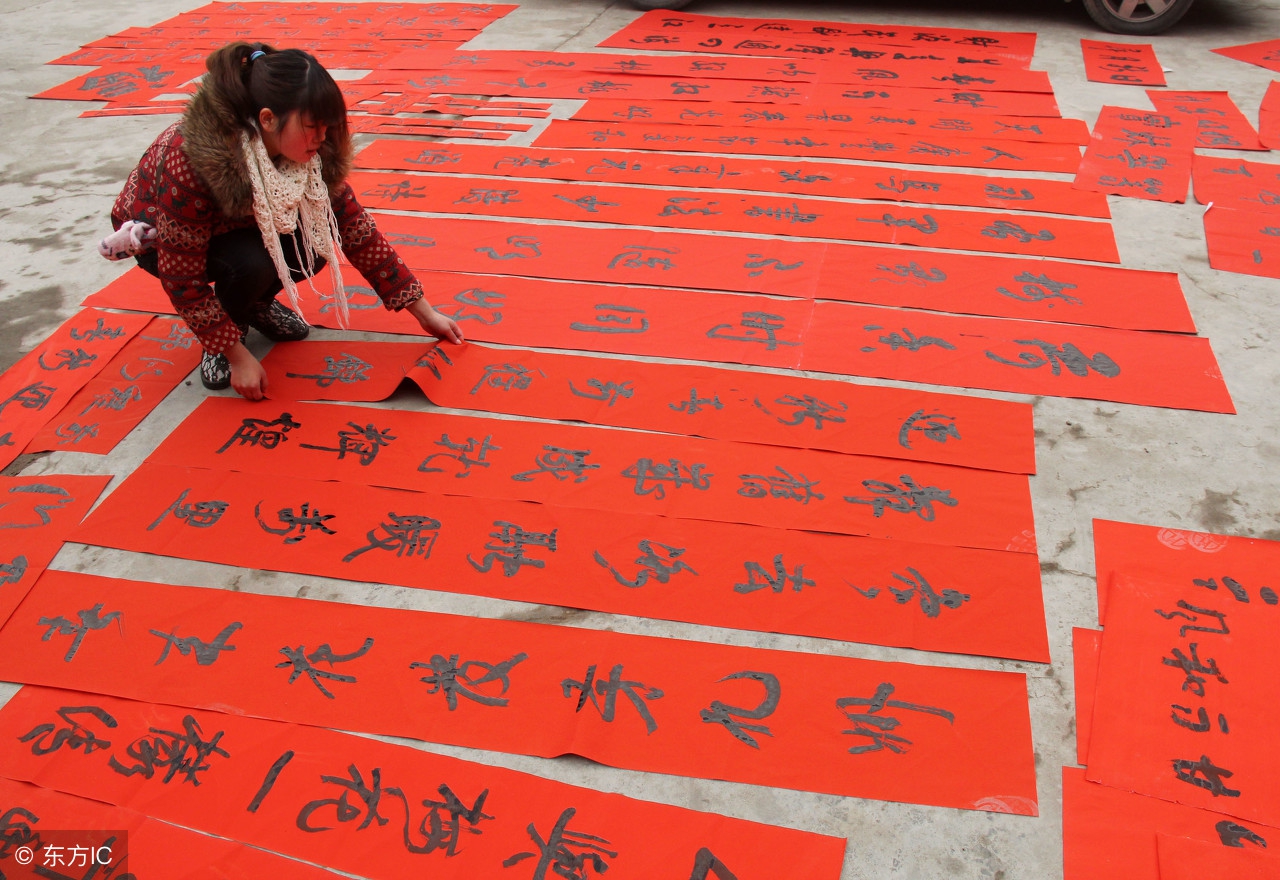 对联是我国的文化瑰宝,对联文化博大精深