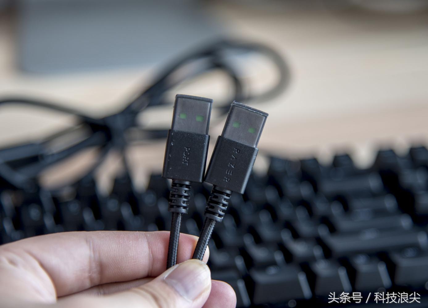 雷蛇键盘猎魂光蛛紫轴测评,雷蛇猎魂光蛛精英版评测