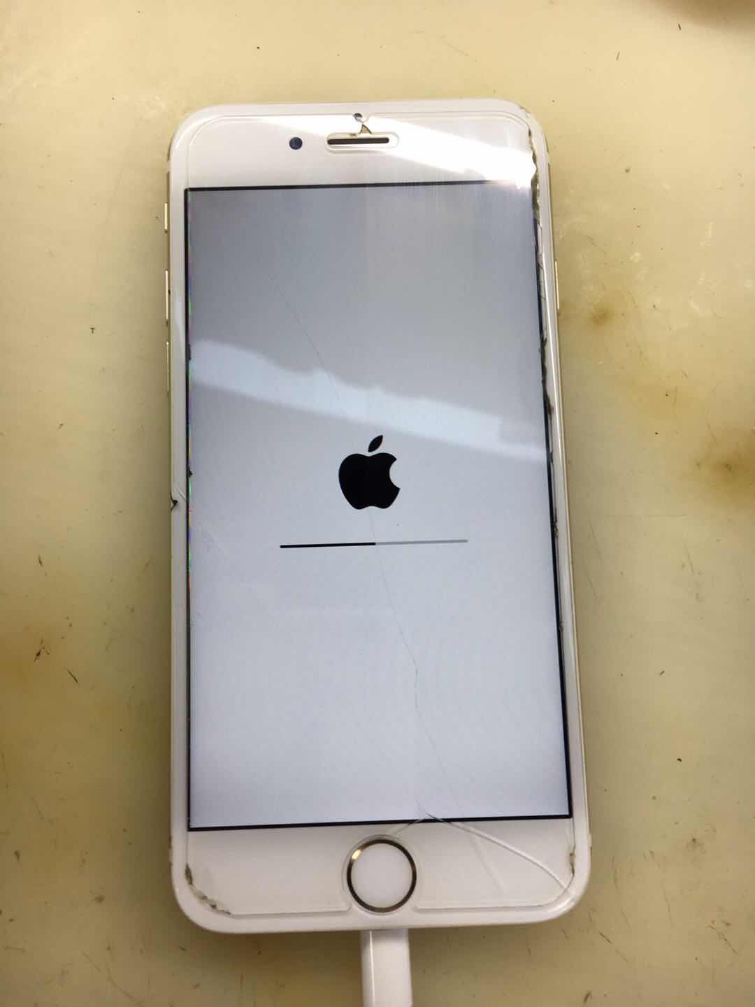 让你的iPhone飞起来，告别丐版16G小内存升级128G皇帝版完美升级