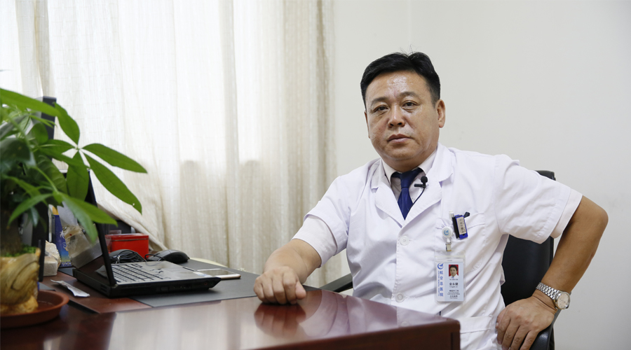 教你一招解决耳鸣,耳鸣怎么消除视频