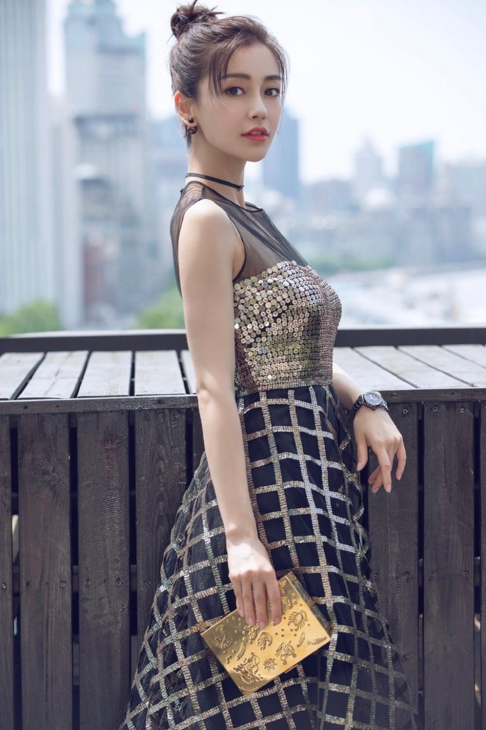 angelababyeliesaab粉色礼服,angelababy奔跑吧造型合集