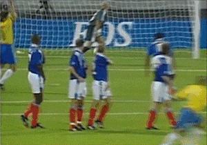 电梯球香蕉球落叶球教学,c罗的电梯球怎么学