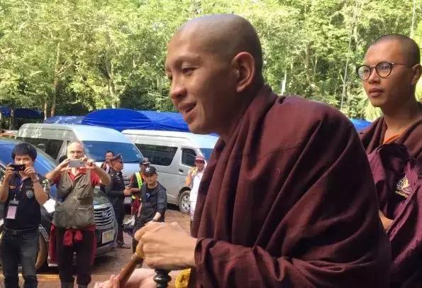 13名泰国少年足球队成员,泰国少年足球队被困洞穴事件