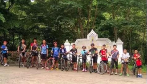 泰国洞穴救援教练怎么样了,泰国洞穴营救事件教练坐牢没