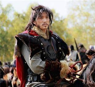 三国最愚蠢的人吕布,三国中最不靠谱的吕布