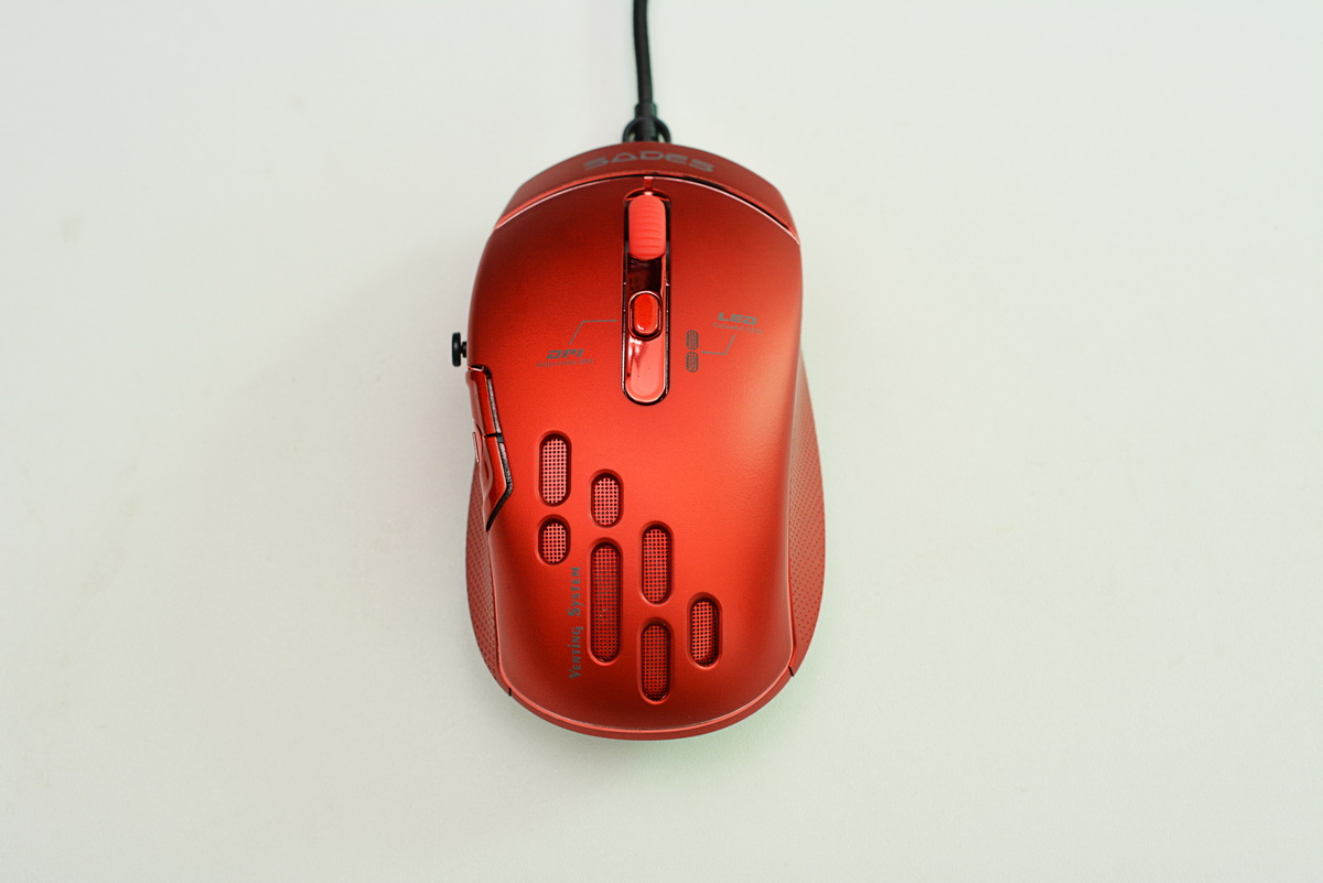 国产大玩个性，分分钟玩懂赛德斯飞鱼游戏鼠标