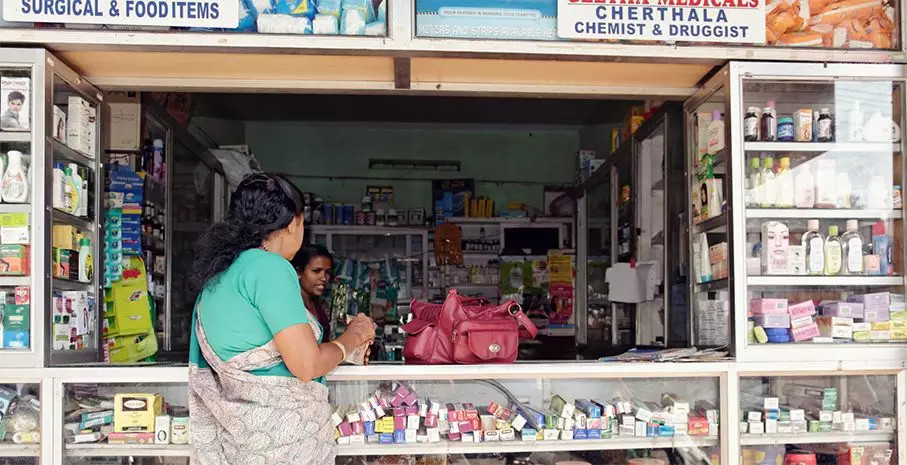 从《我不是药神》说开去:中国人为什么用不上平价救命药?