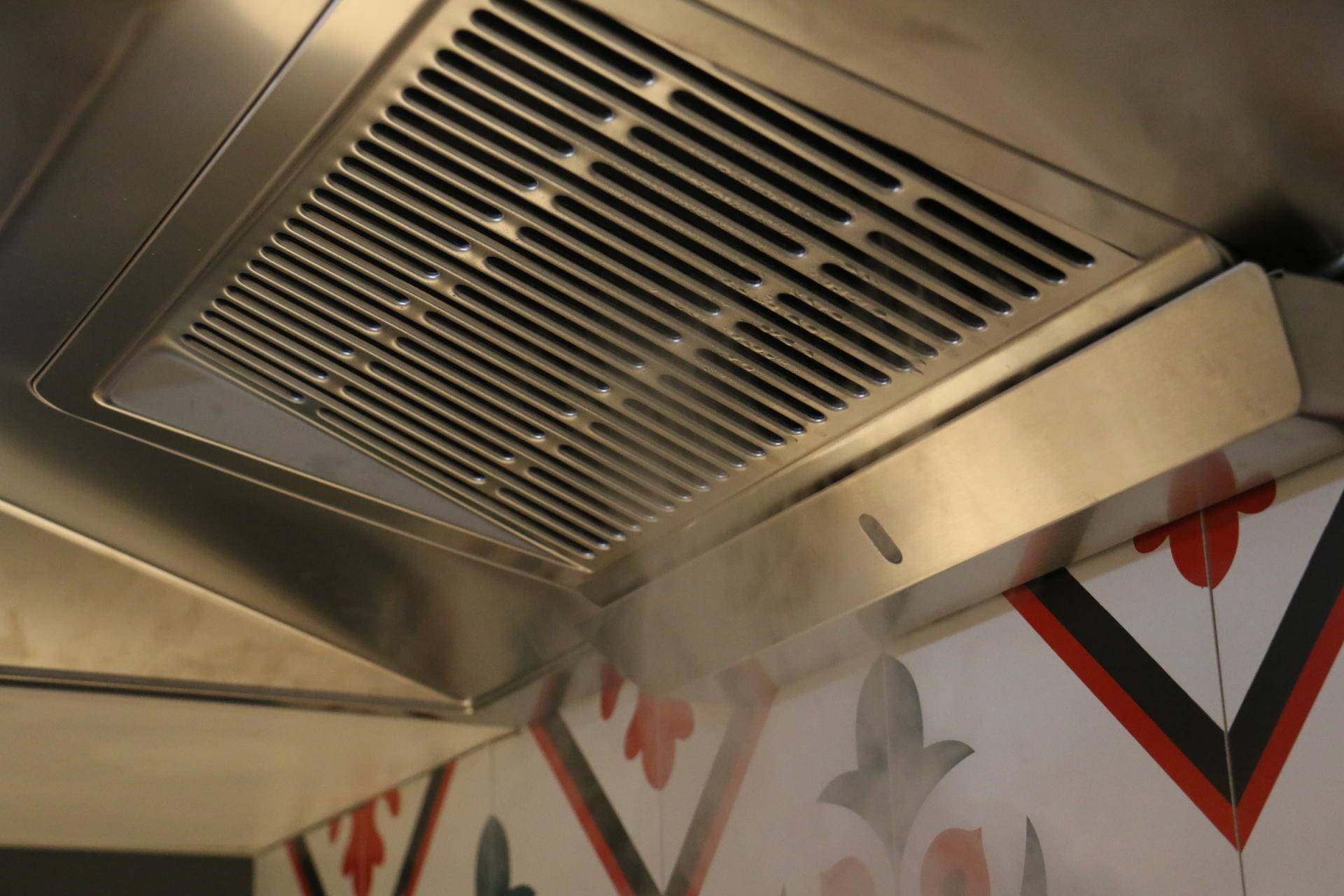 油烟机老板方太华帝哪个品牌好,玉立油烟机是华帝旗下品牌吗