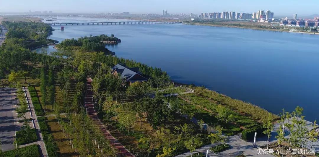 南海新区金滩,威海南海金滩风情海岸周边