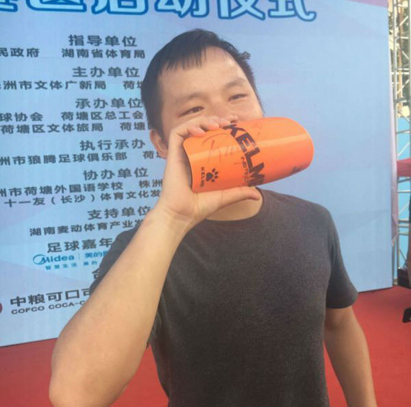 与株洲球员同场竞技，里瓦尔多：这里的足球氛围很好