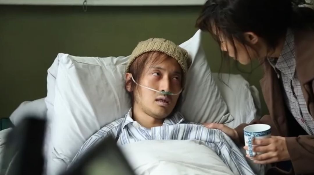 他承包了《我不是药神》一半的泪点，居然还有人给他差评？！