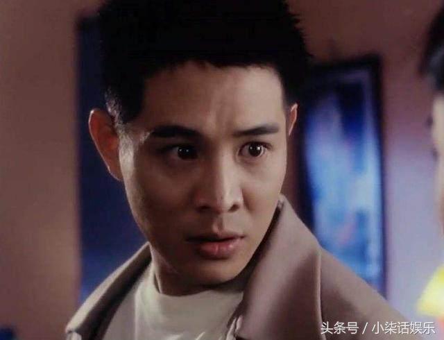 成龙曝光娱乐圈的内幕采访,成龙要爆料的娱乐圈之谜