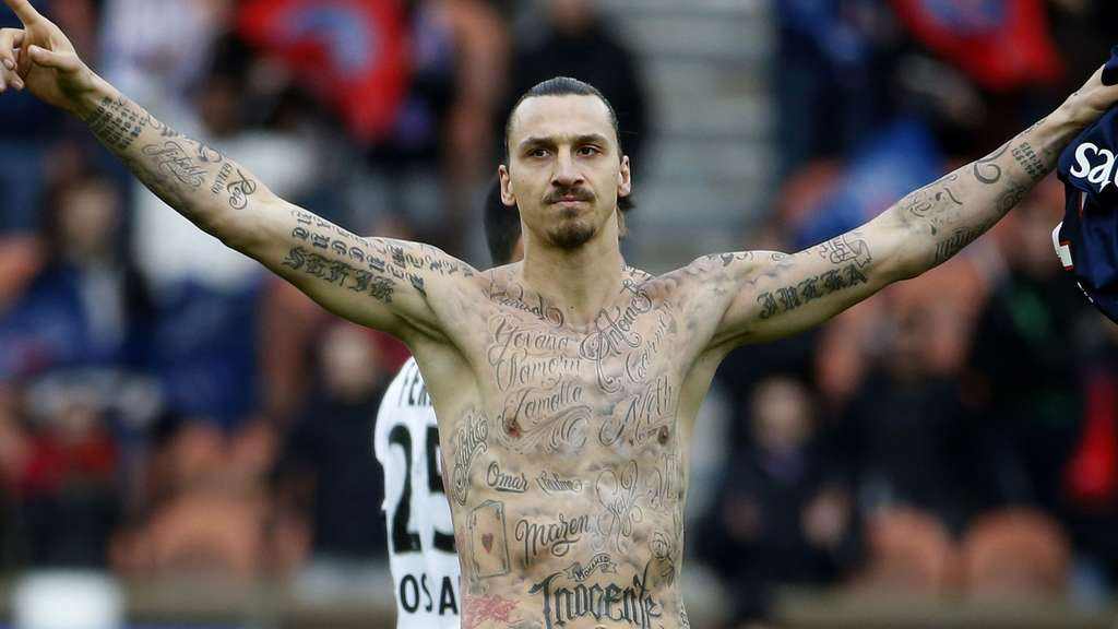 历史足坛巨星100位排名,足坛历史球星排名前十