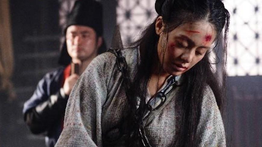 窦娥临死前为何发三桩毒誓,窦娥临死前为什么下三桩毒誓