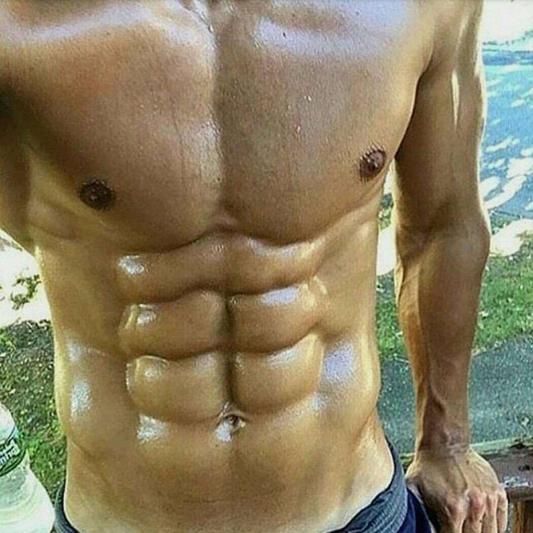 单脚弹跳力和爆发力训练在家训练,怎么在家练弹跳力和滞空能力