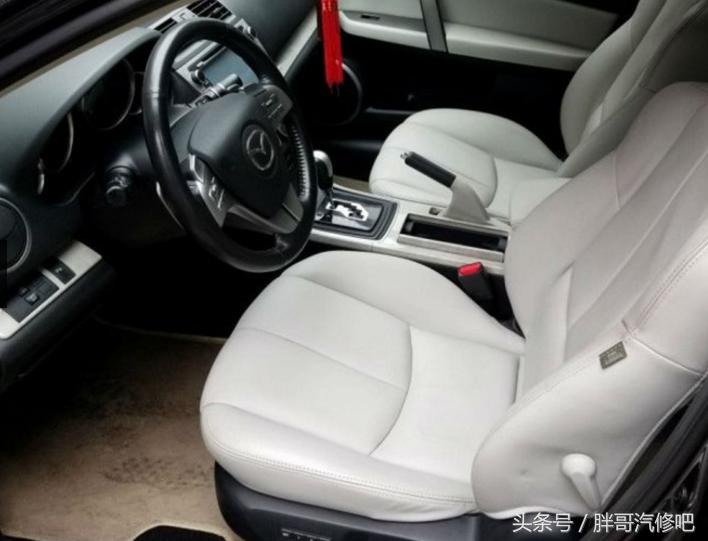 7万2.5排量B级轿车胖哥推荐，当年有多少人因买不起与你擦肩