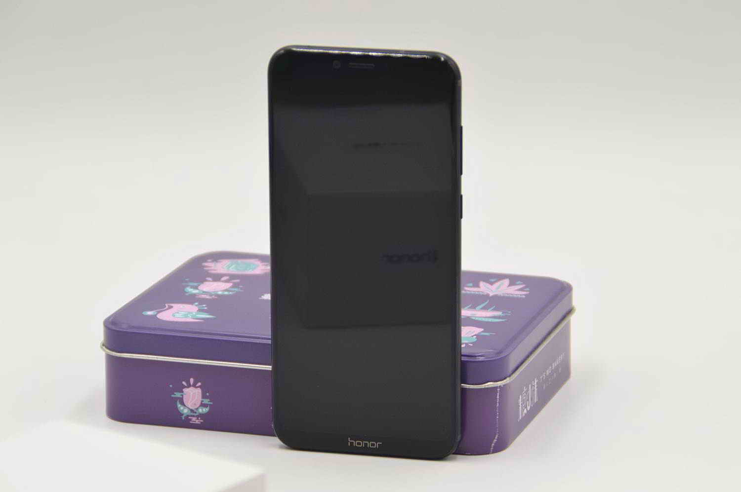 荣耀play5活力版性能评测,荣耀play6tpro性能