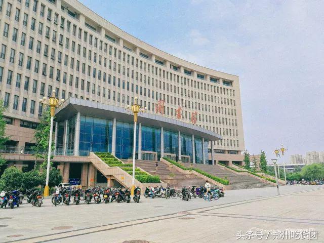 四年胖二十斤,四年胖20斤