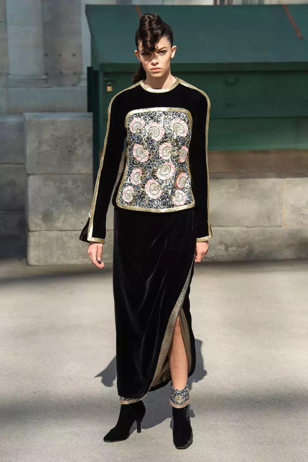 章子怡惊艳摩纳哥玫瑰舞会,章子怡无悬念问鼎影后桂冠