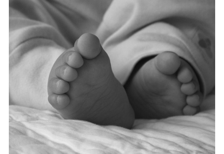 宝宝腹压,为什么宝宝腹压增高就吐奶呢