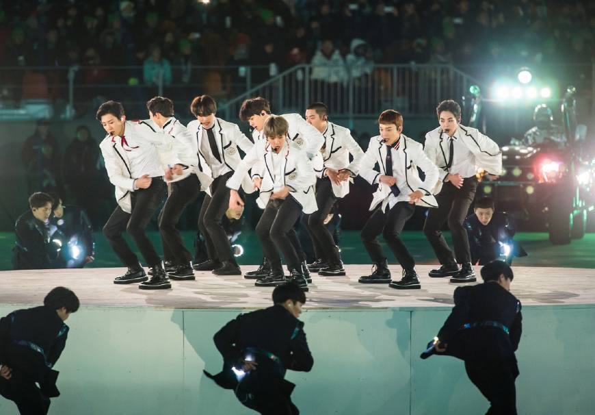 国际足联世界杯bts,防弹少年团exo和bts互动