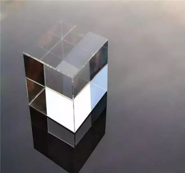 翡翠起荧,翡翠起胶和起荧有什么区别