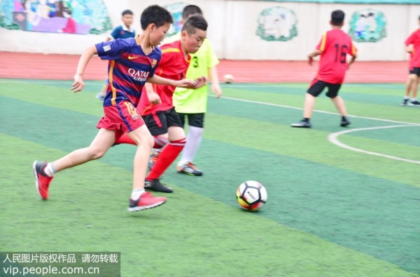 足球运动脚踝损伤,足球运动员踝关节损伤