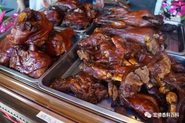 卖卤菜的生意经,师傅卤水