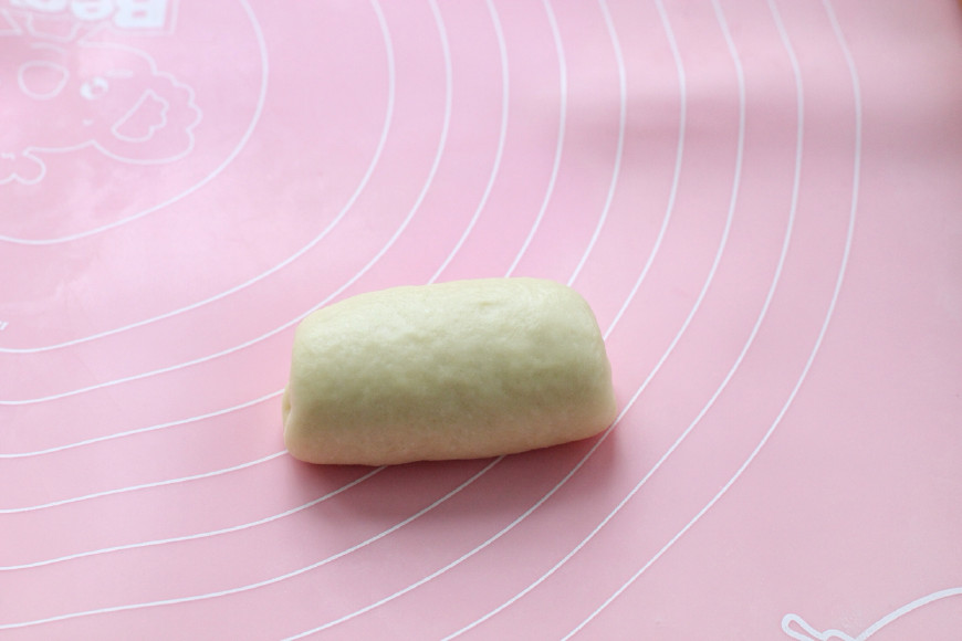 趁着暑假学会这款面包，不加黄油也能松软香甜，开学当早餐正合适