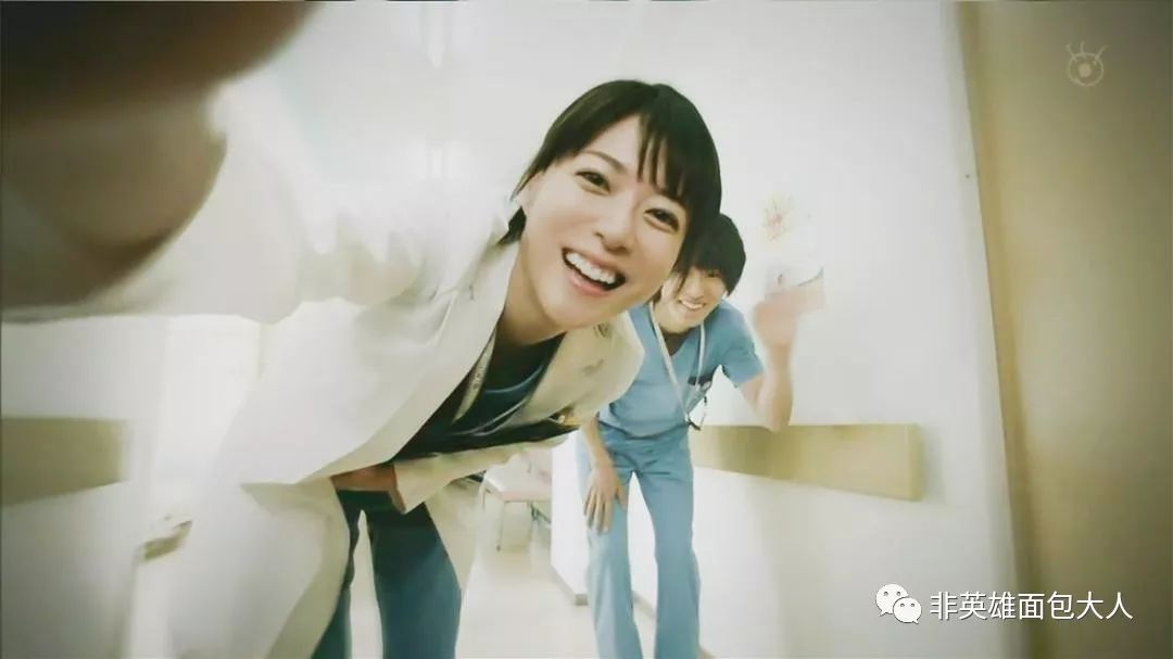 女王爱上男主日漫,女王爱上小伙印度剧