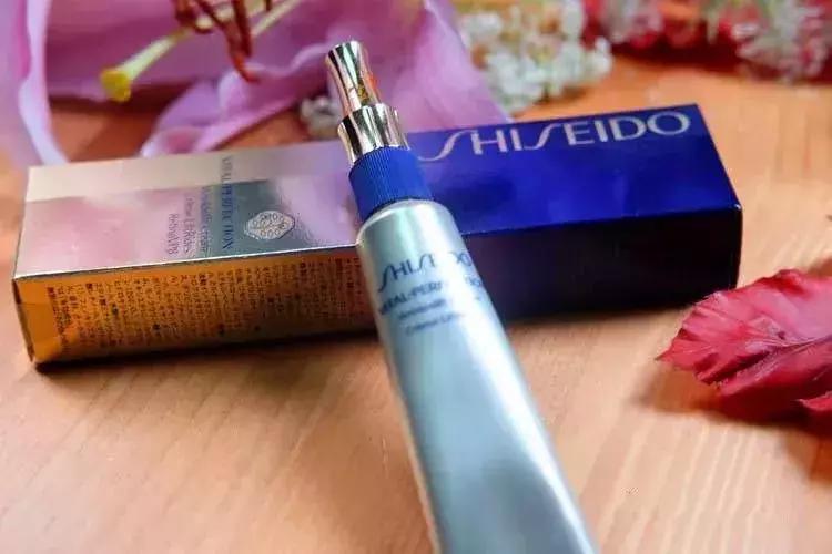 资生堂十大必买经典款,最值得买的护肤品资生堂