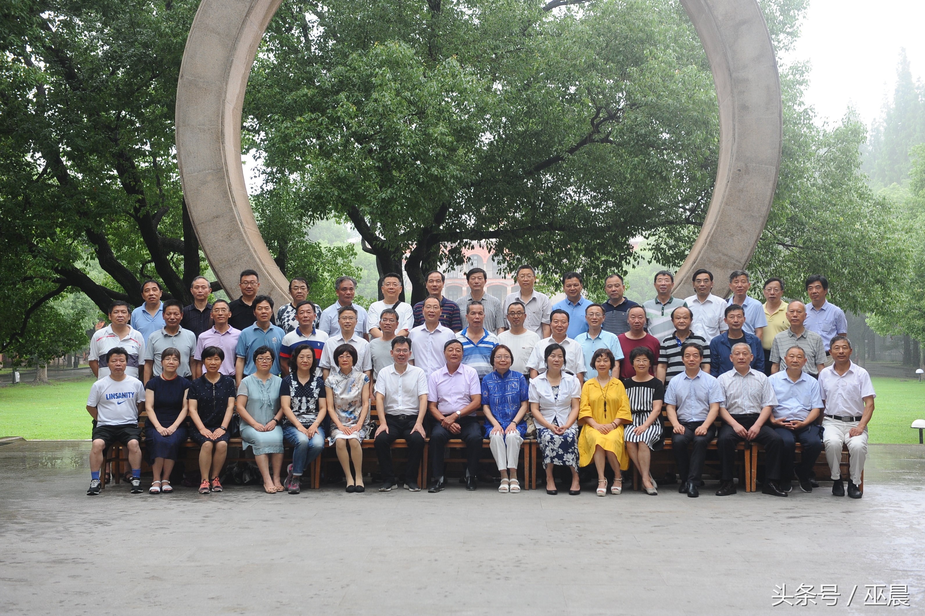 参加物理系入学40年聚会