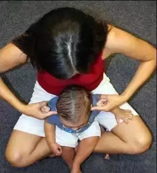 宝宝睡圆头平躺要睡多久,5个月宝宝头睡平了还能圆回来吗