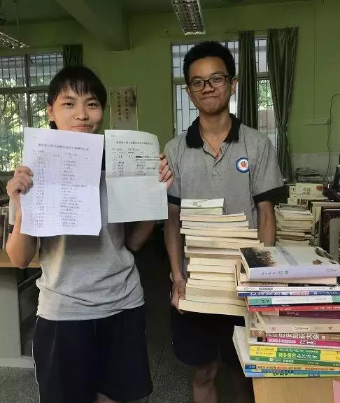 永和镇教育发展捐赠仪式,增城图书馆捐赠图书