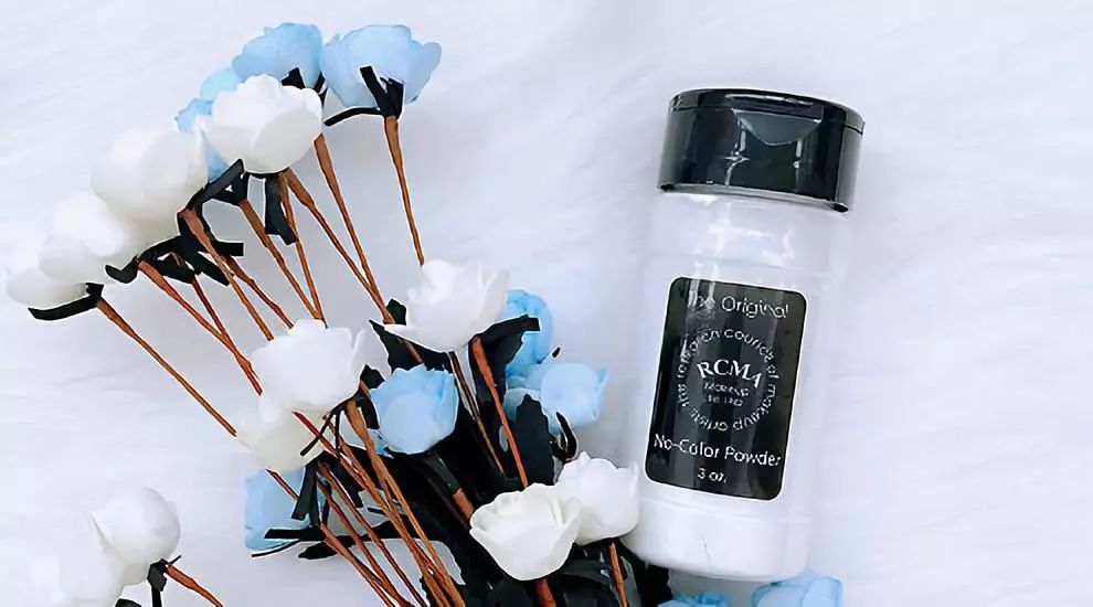 胡椒散粉和柏瑞美散粉哪个好用,胡椒散粉干皮测评