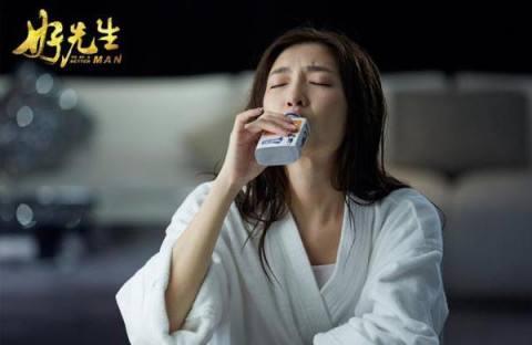 江疏影新戏路人脸美开挂,江疏影晒18岁高考证件照