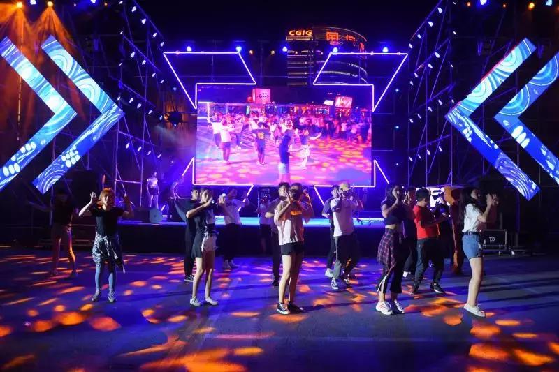 *情纵**狂欢不负韶华，雪花X-party我们明年见