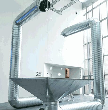 GUCCI出马桶了？纽约爆火的出厂设置展来魔都了，首日就1w人打卡