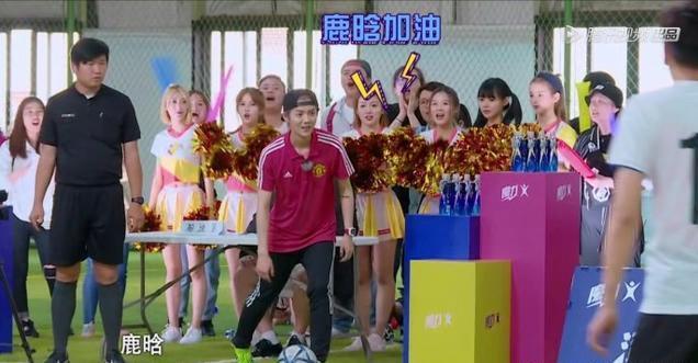 杨超越绑架戏,杨超越追星把自己追成明星