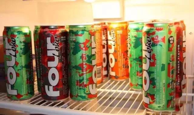 酒吧回应女子疑被猥亵原视频,酒吧回应网传女子被猥亵原视频