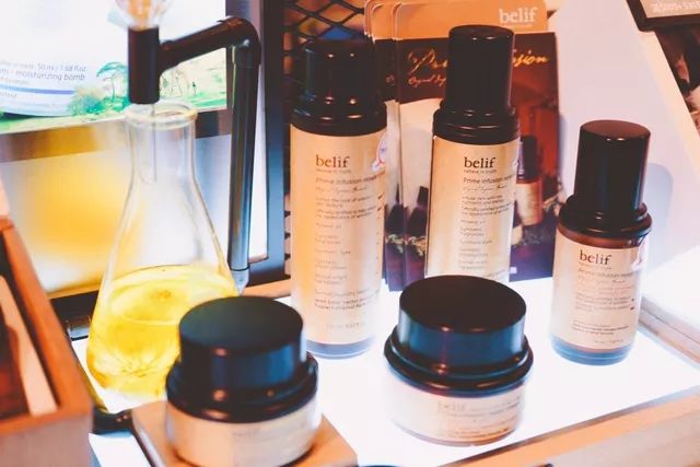 香港逛街买衣服质量好又便宜,香港逛街品牌折扣