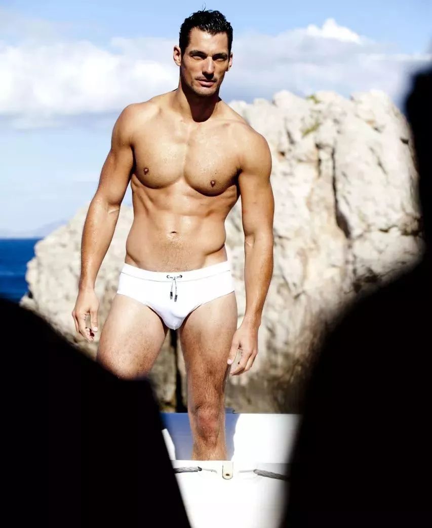 杜嘉班纳经典款香水,杜嘉班纳浅蓝色淡香水