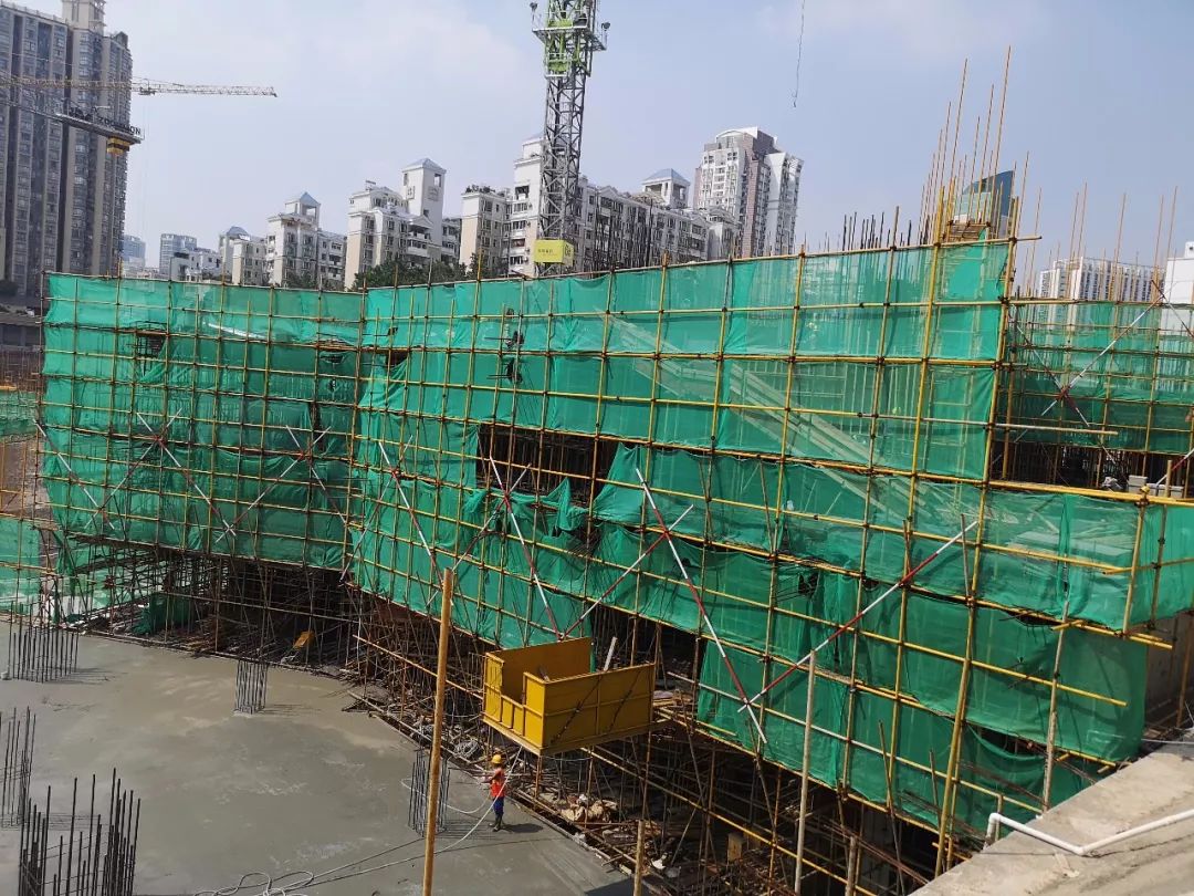 名校新盘,省重点中学楼盘探房